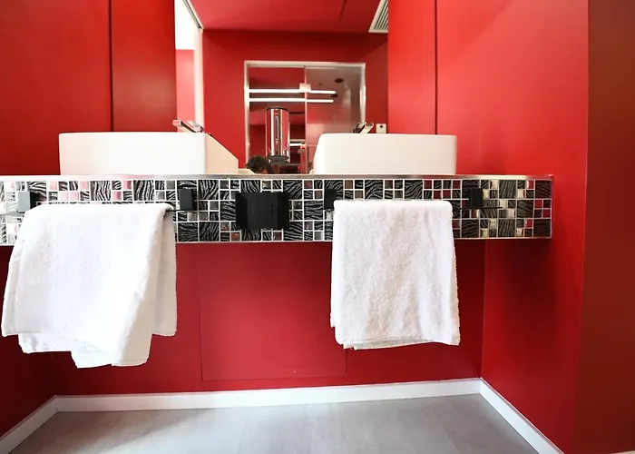 Affittacamere Chic House - Design E Parking A 200m Dai Sassi 4*