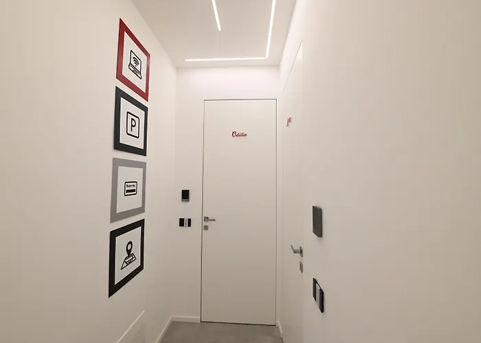 Πανσιόν Chic House - Design E Parking A 200m Dai Sassi